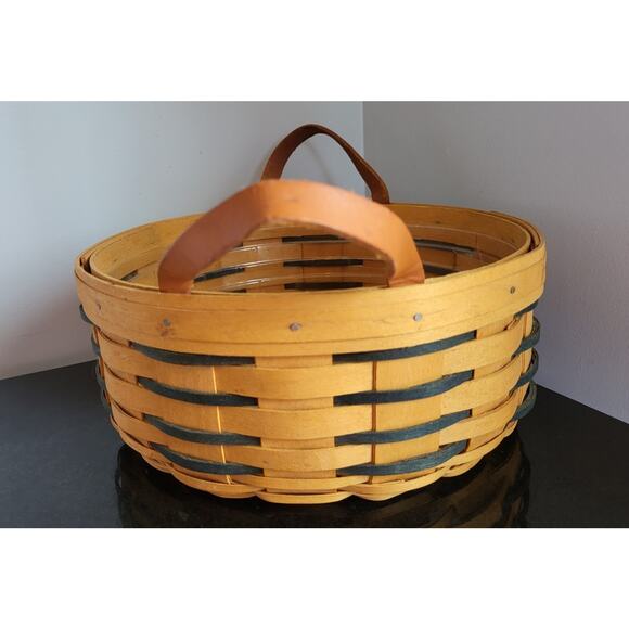2000 Longaberger Basket Round Heartland Darning Basket 10"Rd x 4"H - Picture 2 of 16